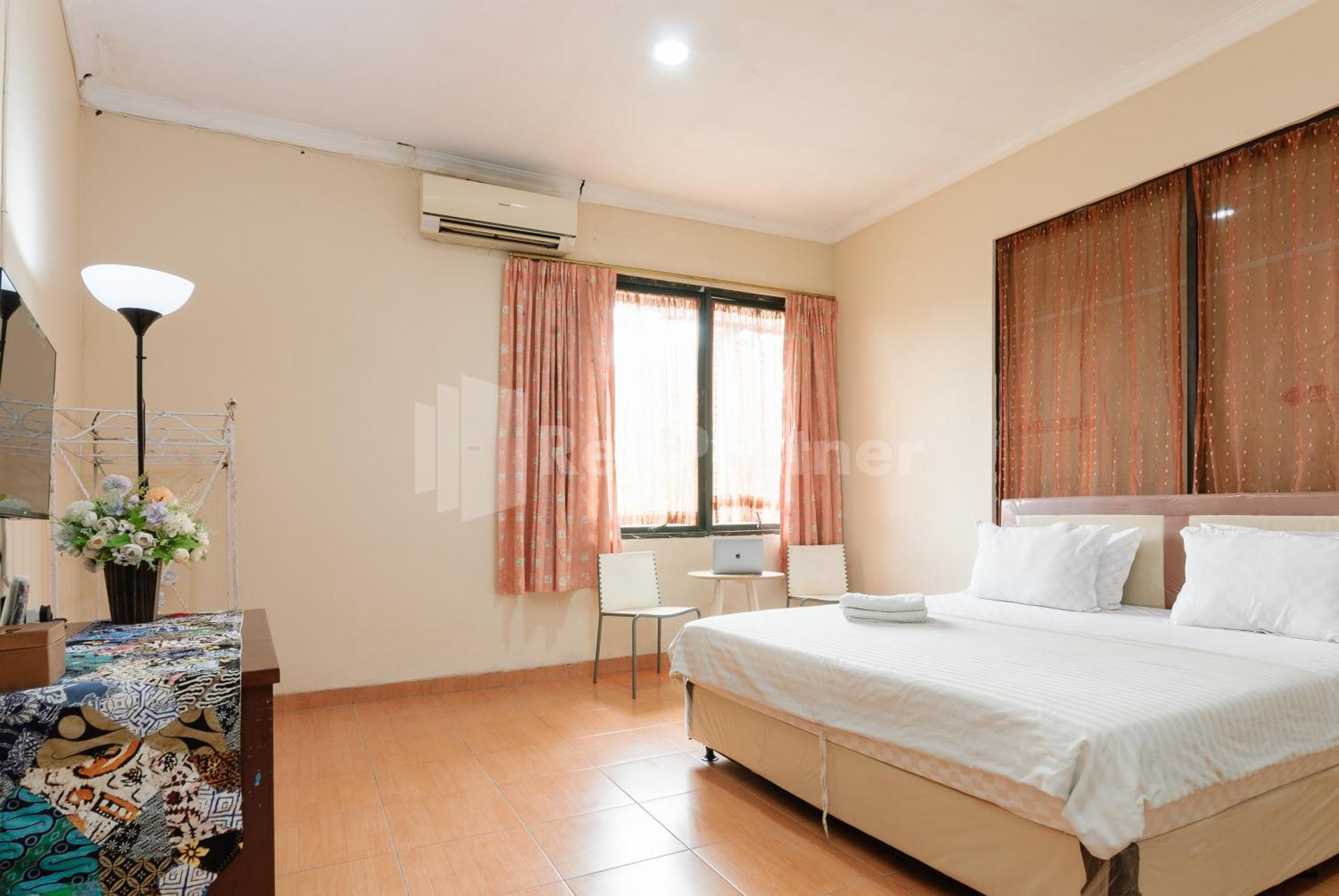 Sr Residence Near Mall Ciputra Cibubur Mitra Reddoorz Bekasi Extérieur photo